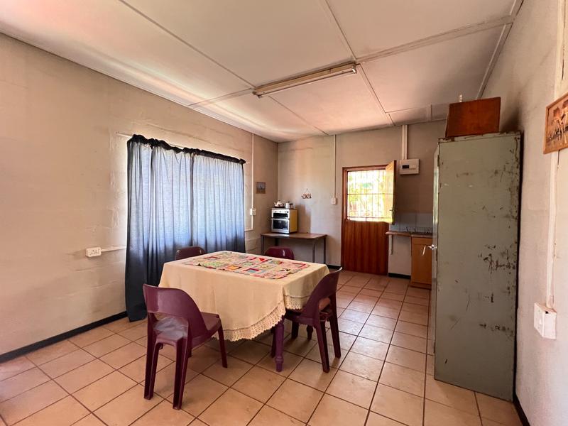 6 Bedroom Property for Sale in Kathu Northern Cape